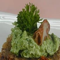 Pão Integral com Creme de Agrião e Presunto