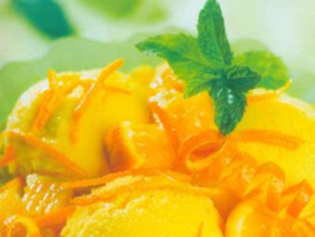 Sorvete de baunilha ao perfume de especiarias e laranja