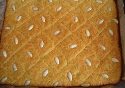 Harisa, Ristalos ou Namura (feito com farinha de milho)