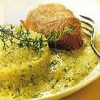 Bombom de alcatra gratinado com creme de ervas