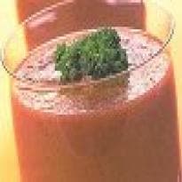 Batida de Tomate com Rabanete, Carambola e Salsinha