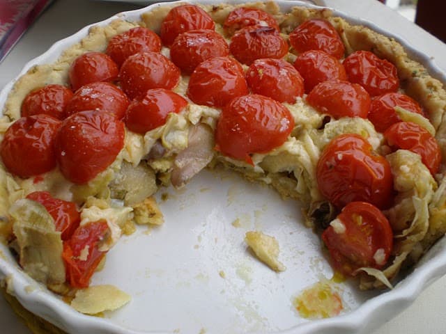 Torta de Tomates Cereja e Fundo de Alcachofra