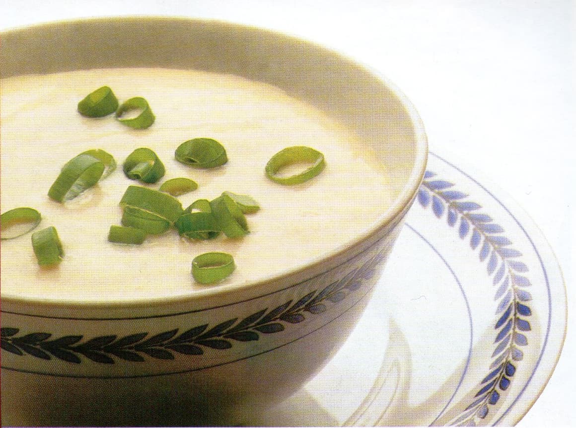 Sopa Fria com Batata e Alho-Poró (VICHYSSOISE)