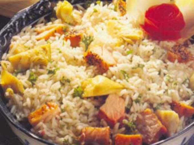 Arroz à Grega com Salmão Defumado e Alcachofras