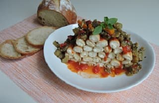 Rigatoni de Ricota ao Molho de Berinjelas