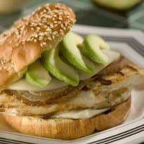 Sanduíche de Frango na Churrasqueira