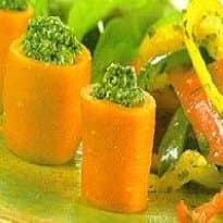 Cenouras recheadas com creme de espinafre