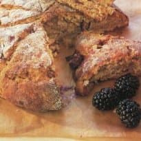 Broa de Amora-Preta e Limão