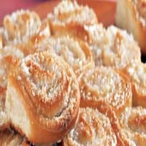 Pão doce com cobertura de coco