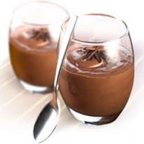 Mousse de chocolate no liquidificador