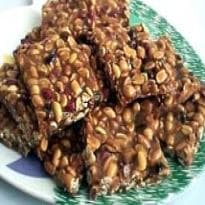 Pé-de-Moleque com Açúcar Mascavo