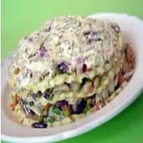 Panqueca com Salada e Maionese