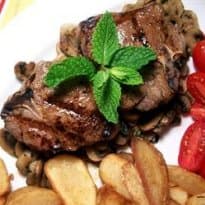 Costeleta de cordeiro grelhada