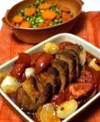 Seitan Assado e Recheado com Ameixas