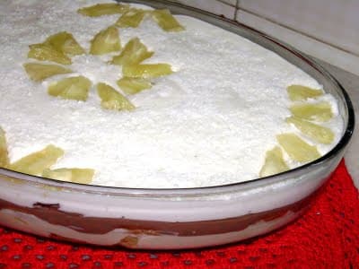 Pavê de Bolacha Maria com Vinho Tinto