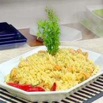 Macarrão Parafuso com Frango na Laranja