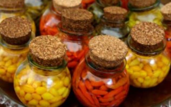 Pimenta curtida na cachaça