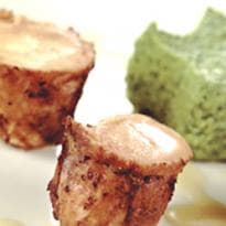 Tutano cozido no vácuo e purê de brócolis