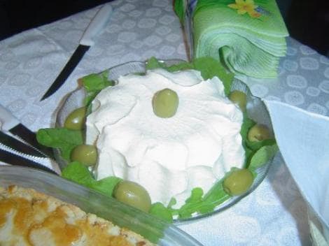 Mousse de Alho e Azeitonas