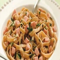 Fettuccine ao Molho de Ervas