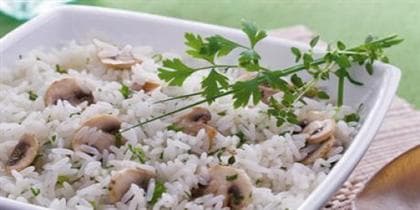 Arroz com cogumelos e ervas