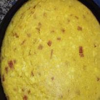 Assadeira salgada de milho e coco