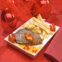 Bifes com Pimenta e Manteiga Temperada