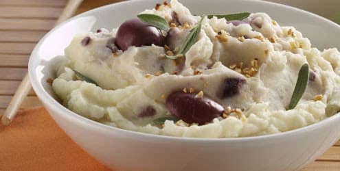 Purê de azeitona preta e sálvia