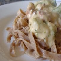 Talharim ao Molho de Brócolis com Bacon