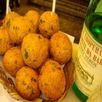 Bolinho de bacalhau di boteco