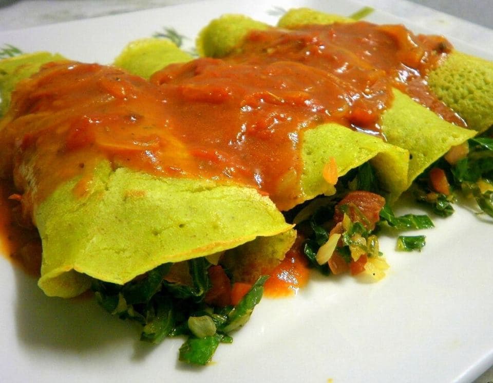 Panqueca Verde com Recheio de Couve (Vegana)