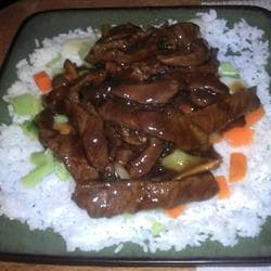 Carne à chinesa com molho de laranja picante