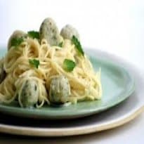 Almôndegas de peixe ao molho de limão