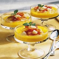 Salada de frutas com creme de manga