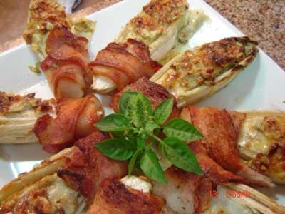 Endívias recheadas e assadas