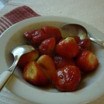 Morangos com caramelo