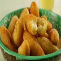 Bolinho de Mandioca com Atum