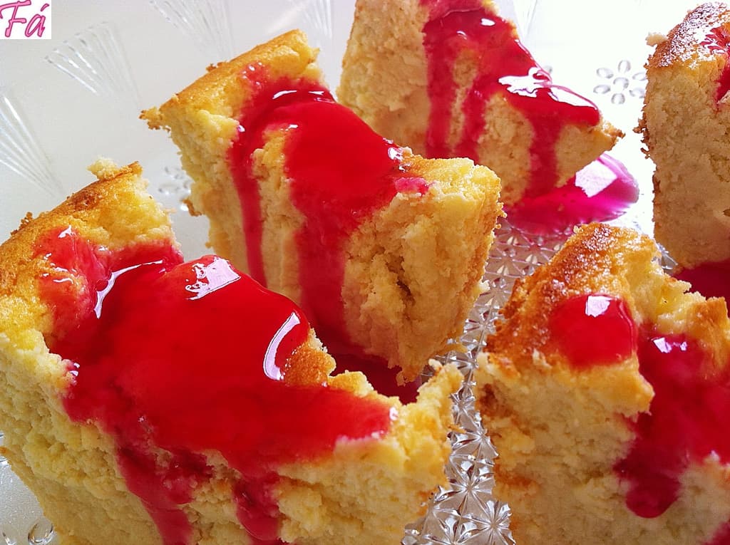 Torta de Ricota e Groselha