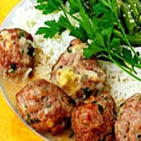 Almôndegas com Vagem e Arroz