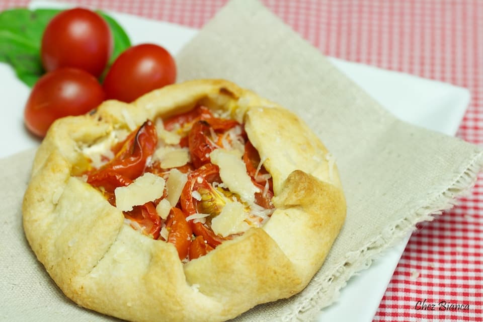 Crostata de tomate cereja