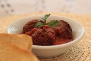 Almôndegas de Frango com Molho Pomodoro