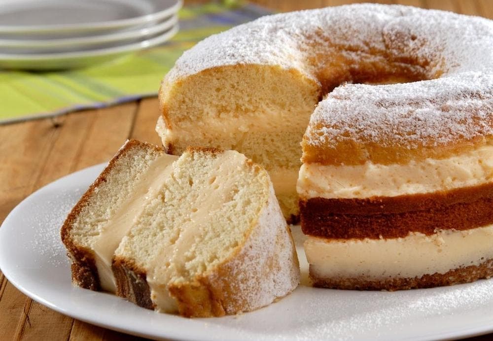 Bolo Mousse de Abacaxi