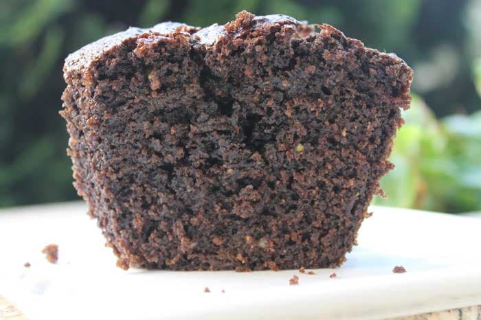 Bolo de Alfarroba e Amêndoa