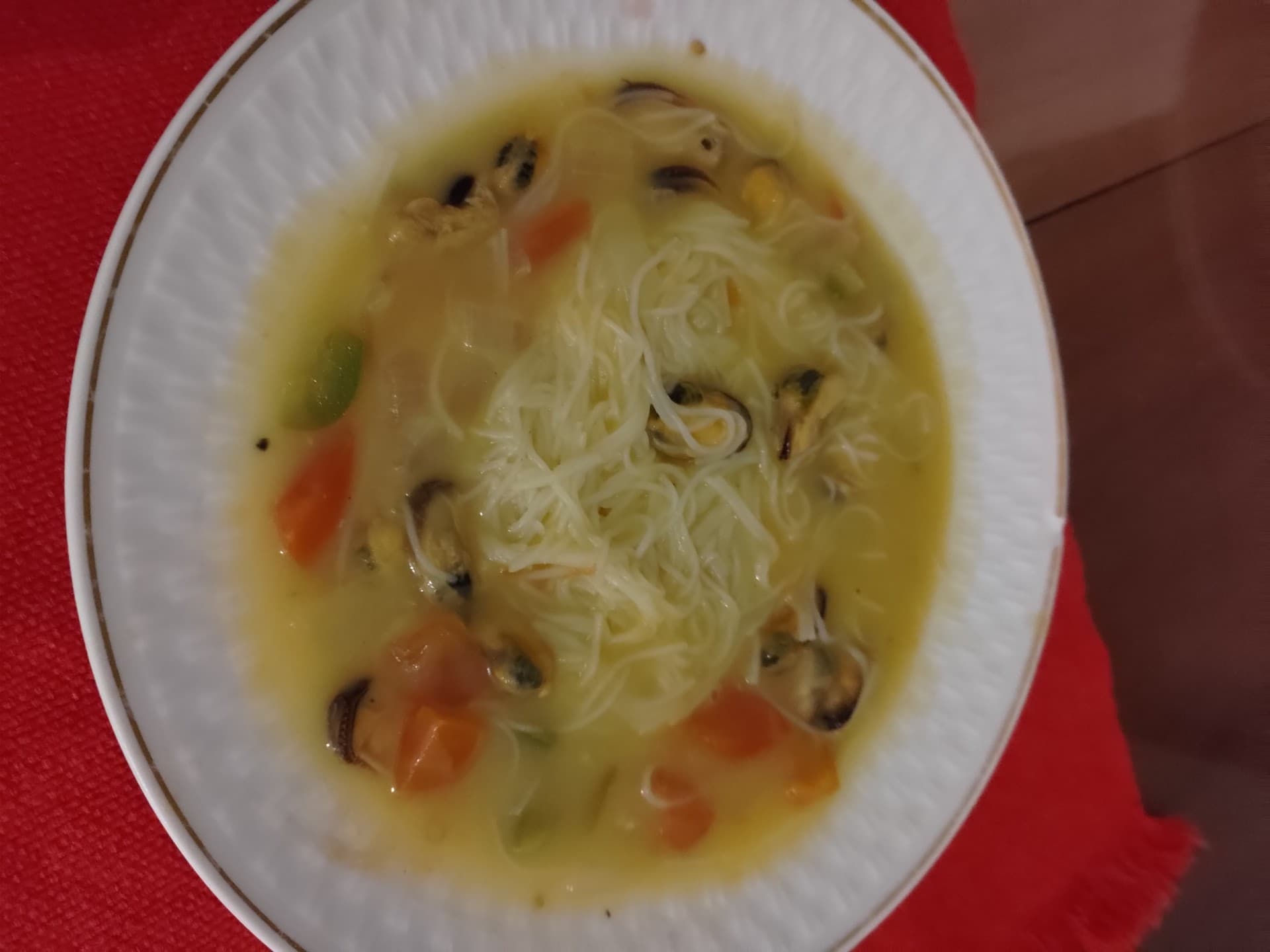 Sopa de Mexilhão com Batata