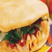 Beirute com Molho de Iogurte