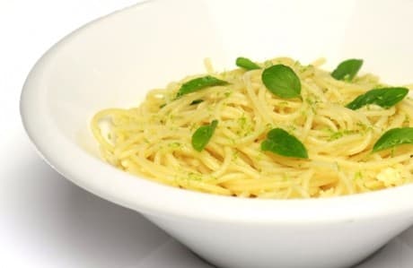 Espaguete na Manteiga