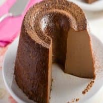 Brigadeirão de leite de coco