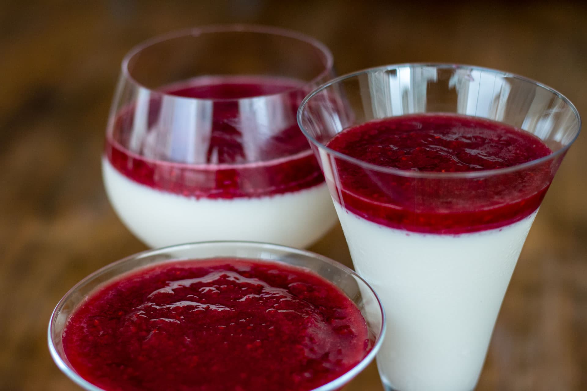 Panna Cotta de Cottage e Frutas Vermelhas