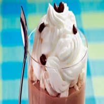 Mousse de Café com Suspiros