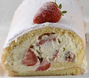 Rocambole de Morangos